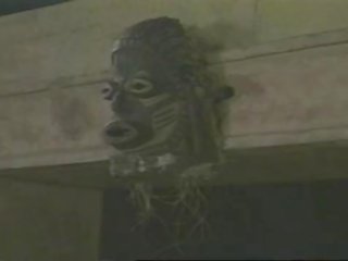Voodoo streetwalker fucked sa temple