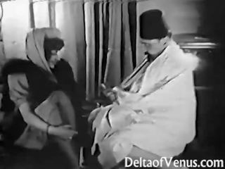 Antik dewasa filem 1920s - mencukur, pemasukan penumbuk, seks / persetubuhan