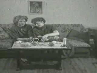 De epoca lesbiene: două doamne hd x evaluat film mov e5