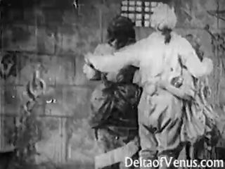 Bastille Day - Antique xxx clip 1920s